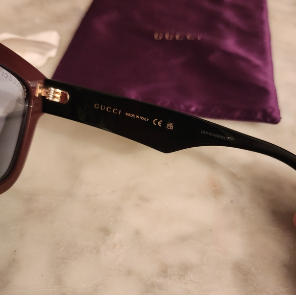 Gucci Purple Sunglasses with Case - Picture 6 of 6